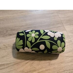 Vera Bradley Hard Sunglass Eyeglass Clamshell Case Green Black Floral